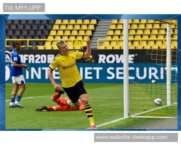 世界杯焦点对决姆巴佩与哈兰德本赛季精彩数据一览